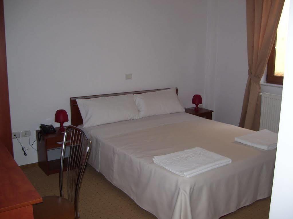 Hotel Vila Veneto Temeşvar Dış mekan fotoğraf